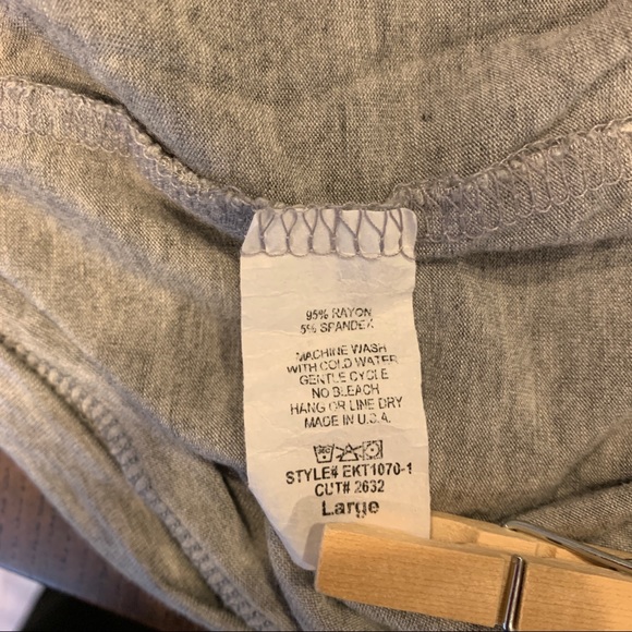 egs by éloges Gray & Ivory Cream Lace-Sleeve Tunic - Picture 7 of 7